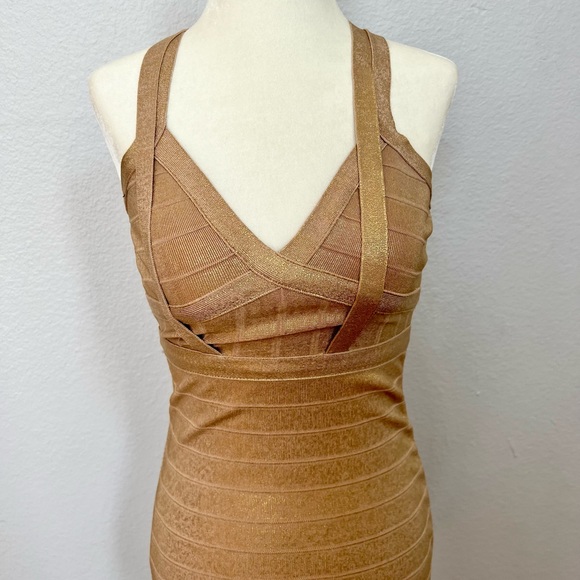 🎉 Sale Guess Gold Bandage Dress XS - Picture 2 of 4